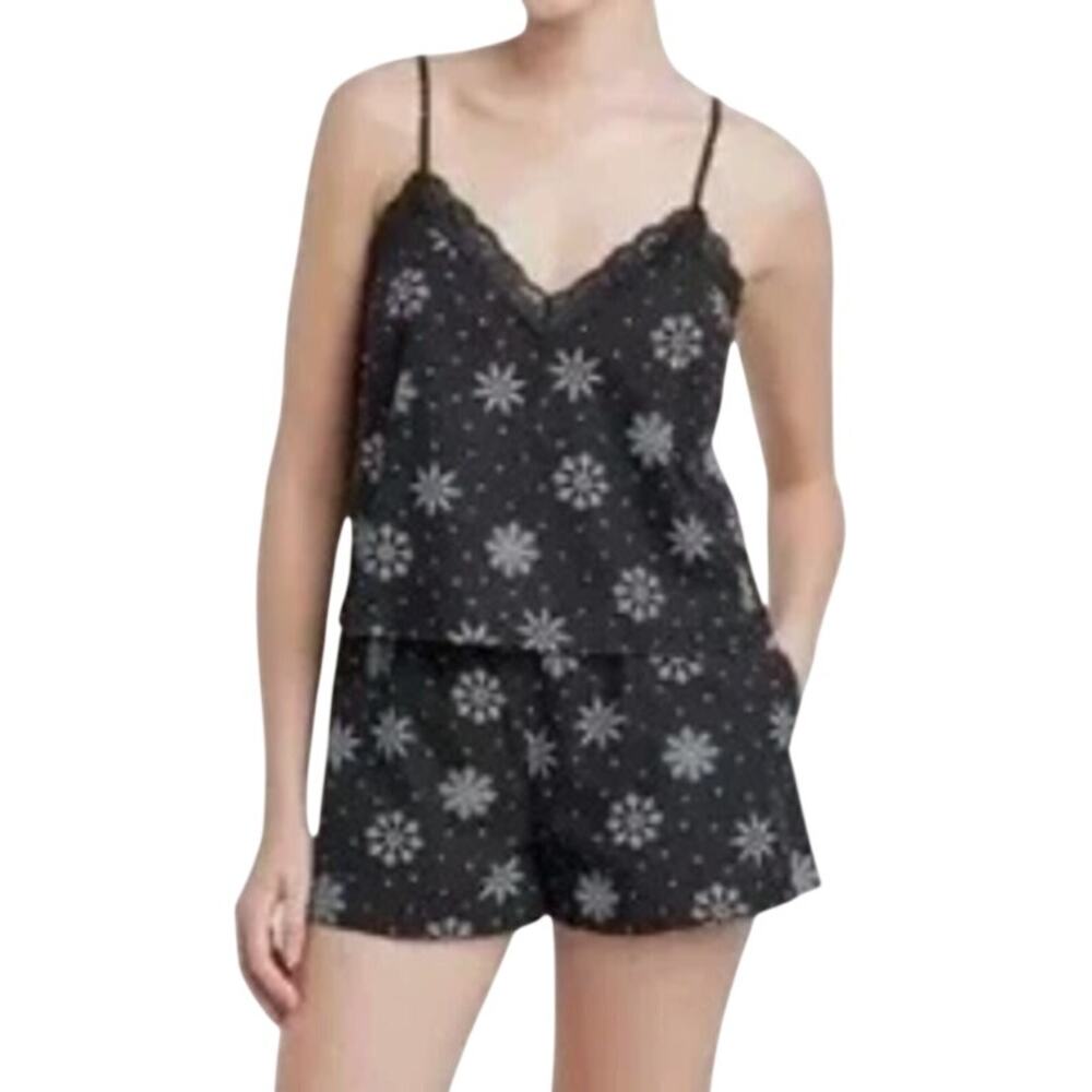 Colsie Pajama Set Women's Small Black Snowflake Tank Top Shorts Lace Trim